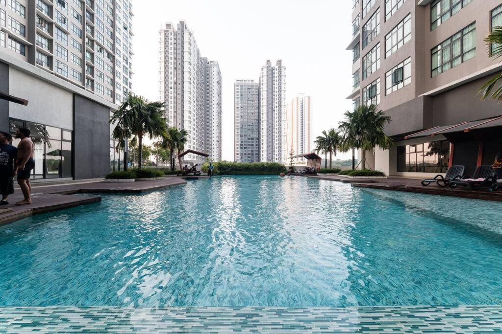Conezion Residence Putrajaya 3Br6Pax Ioi City Mall Экстерьер фото